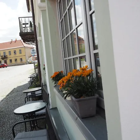 Oldskul Cafe&apartments 3* Orlík