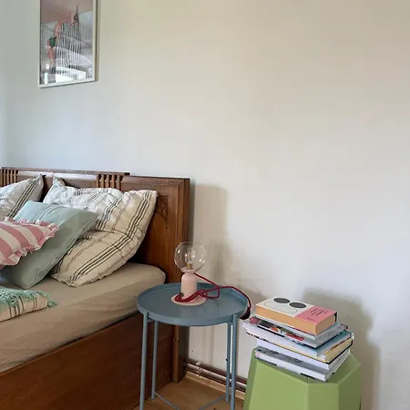 Oldskul Cafe&apartments B&B 3*